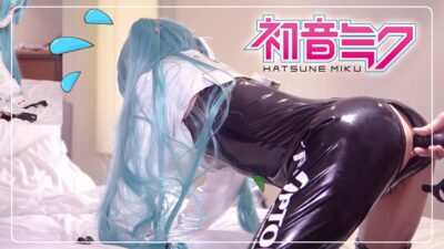 Leggings with Vibrator, Hatsune Miku Race queen cosplayer, hentai japanese shemale cosplay 12